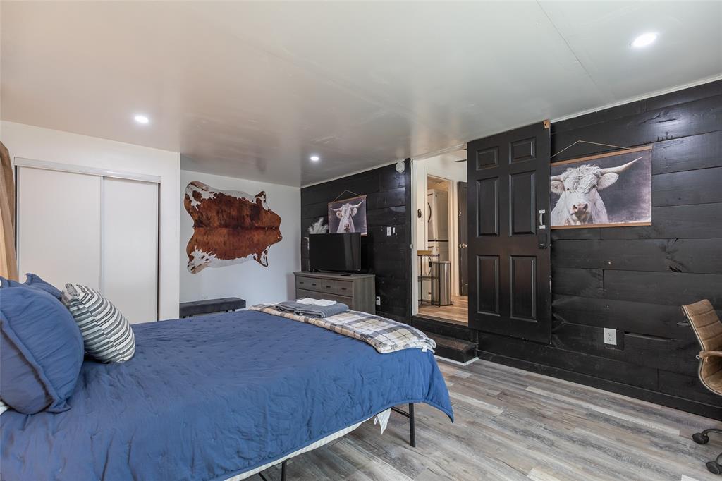 1942 S 20th Street Property Photo 17