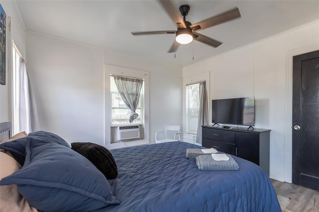 1942 S 20th Street Property Photo 26