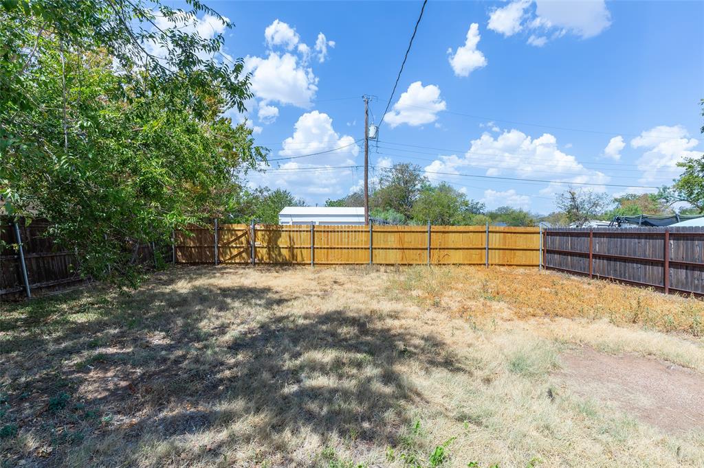 1942 S 20th Street Property Photo 28