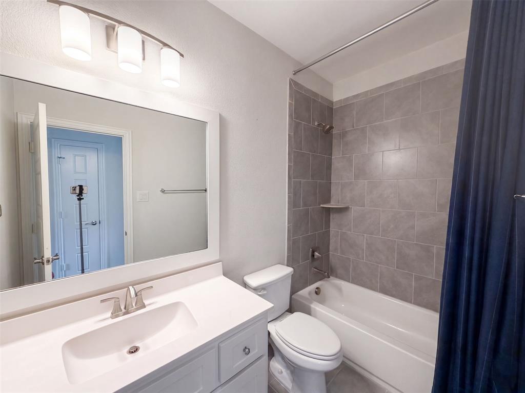 11509 Misty Ridge Drive Property Photo 17