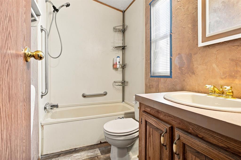 7302 Oak View Property Photo 16
