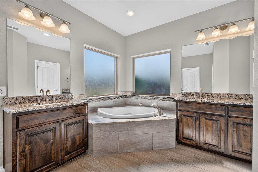 305 Donna Circle Property Photo 19