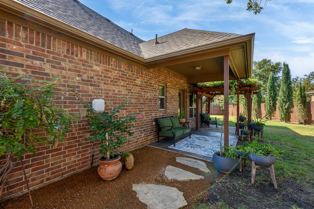 305 Donna Circle Property Photo 32