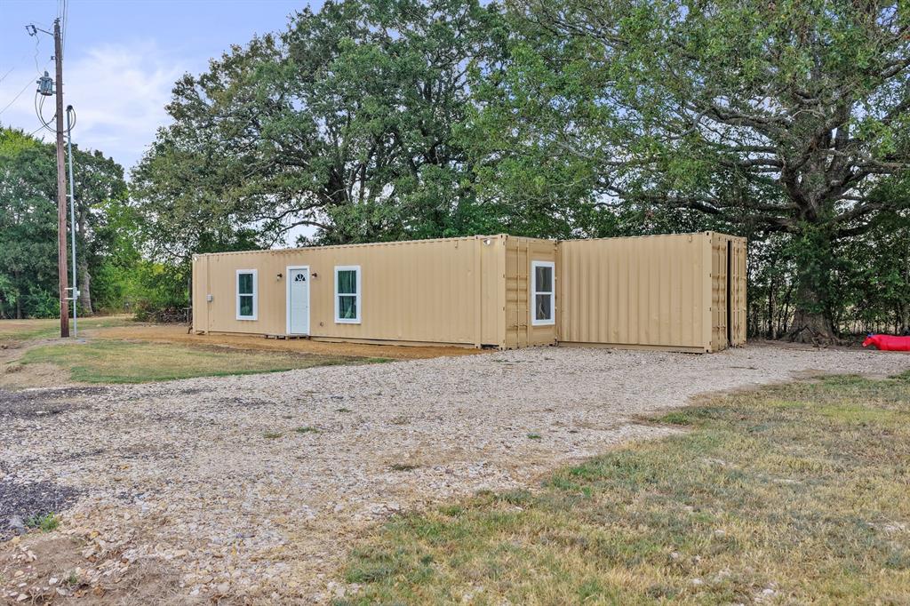 884 Ne County Road 2150 Property Photo 1