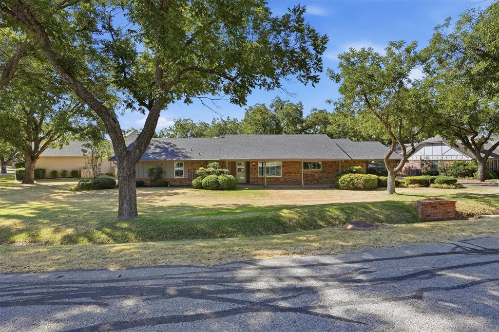 6116 Belvidere Circle Property Photo 3