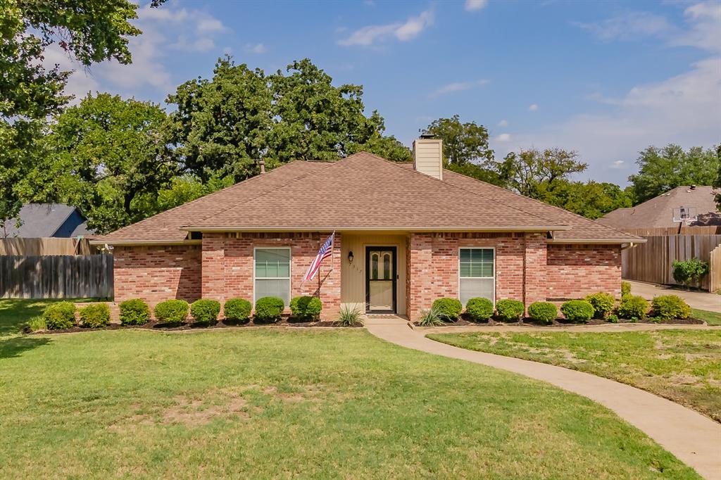 7317 Tipperary Court Property Photo 1