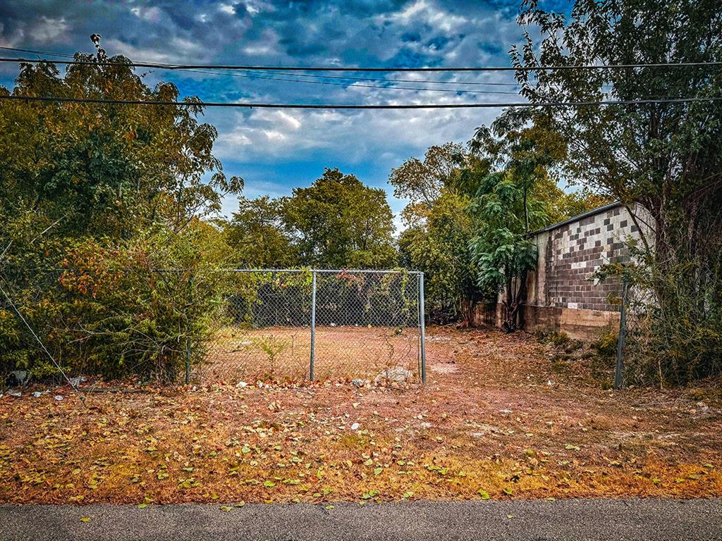 2223 Gallatin Street Property Photo 1