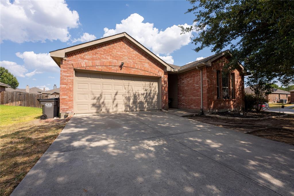482 Hunters Ridge Drive Property Photo 1