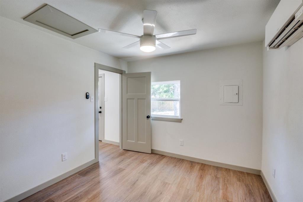 2433 Southwood Drive Property Photo 37