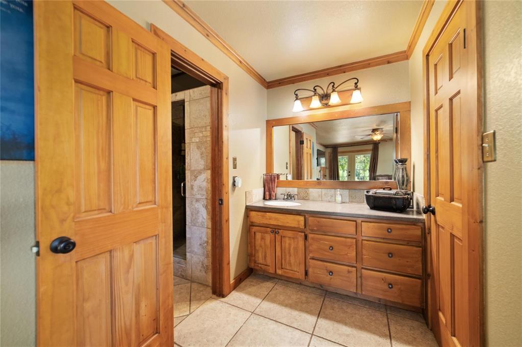 4075 W Us Highway 190 C Property Photo 31