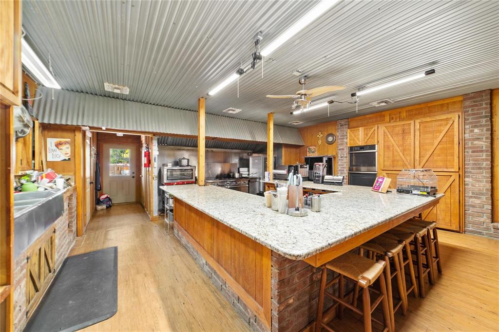 4075 W Us Highway 190 C Property Photo 33