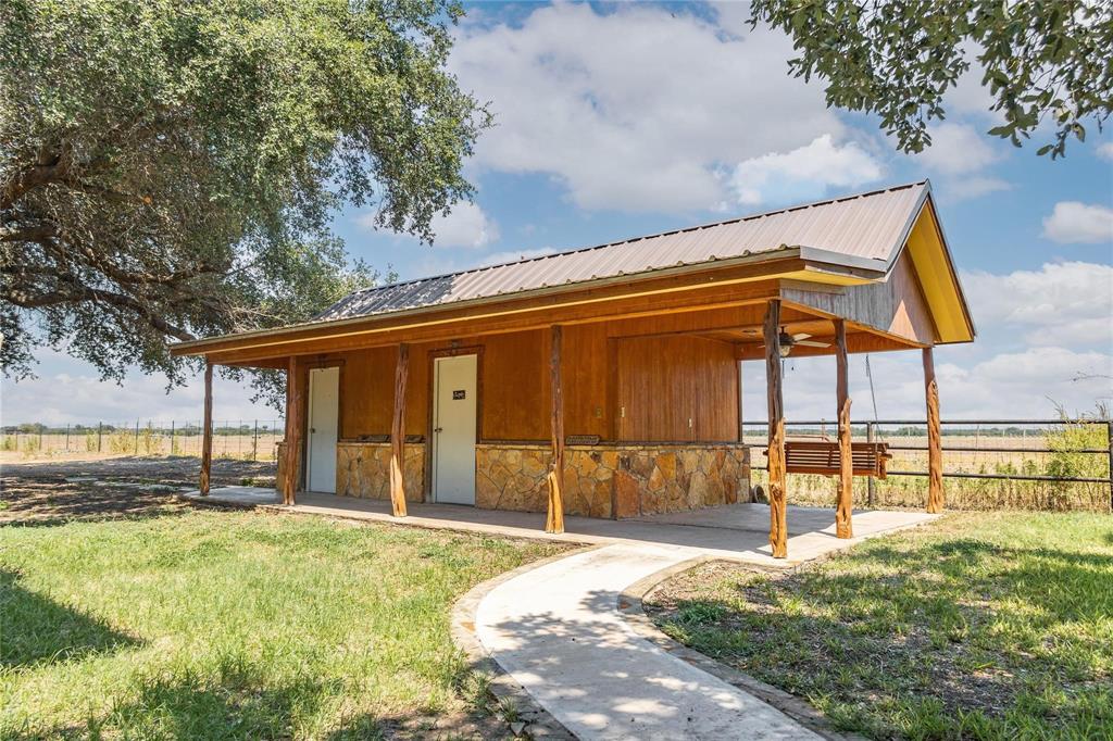 4075 W Us Highway 190 C Property Photo 37