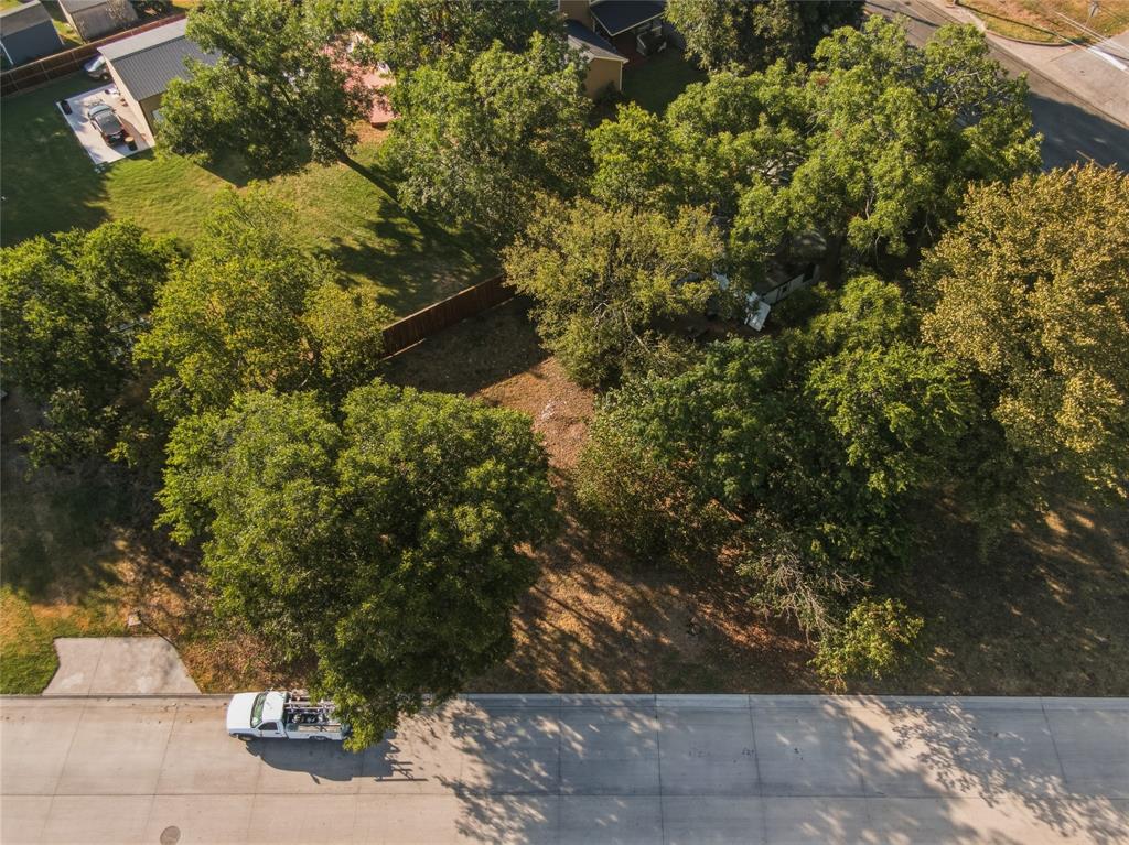 104 N Getzendaner Street Property Photo 4