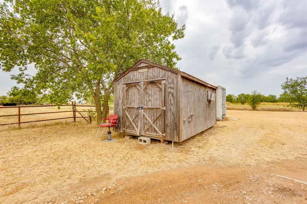 7500 County Road 912 Property Photo 31