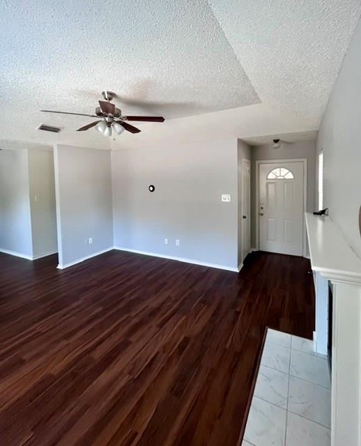 3013 Clover Lane Property Photo 5