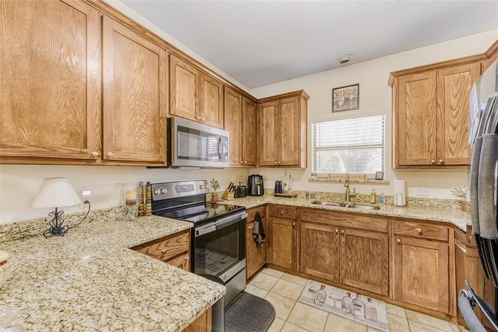 6525 Greenway Road Property Photo 14