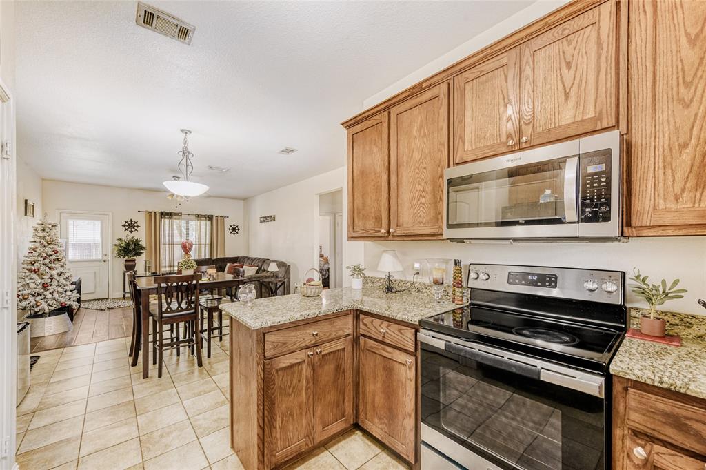 6525 Greenway Road Property Photo 15
