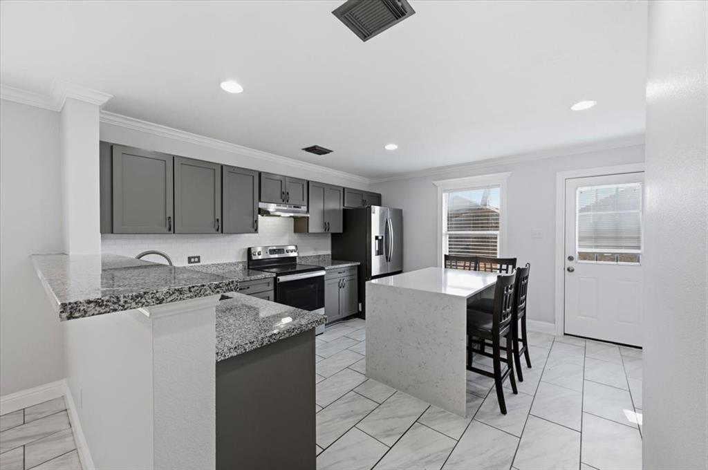 7739 Buford Drive Property Photo 14