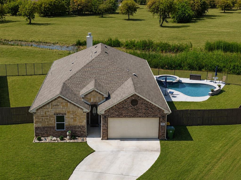 7924 Wilson Cliff Court Property Photo 1