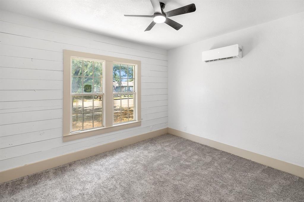 1307 Ave I Property Photo 15