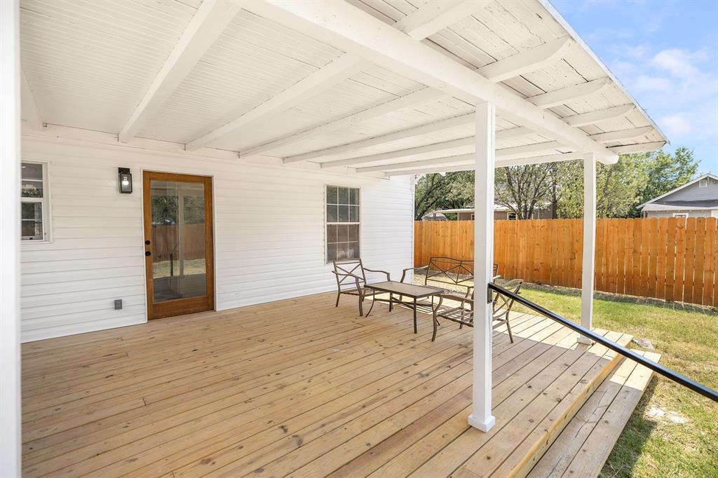 1307 Ave I Property Photo 19