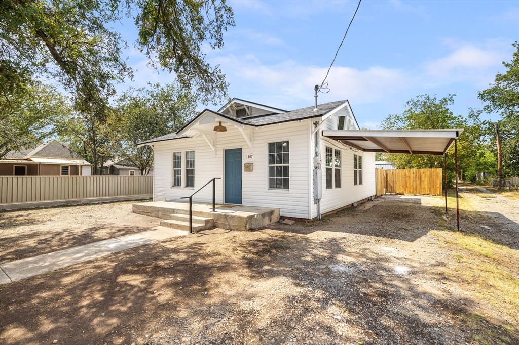 1307 Ave I Property Photo 22