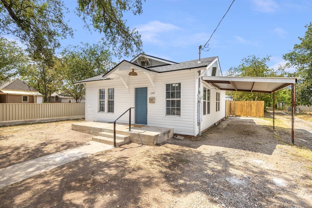 1307 Ave I Property Photo 23