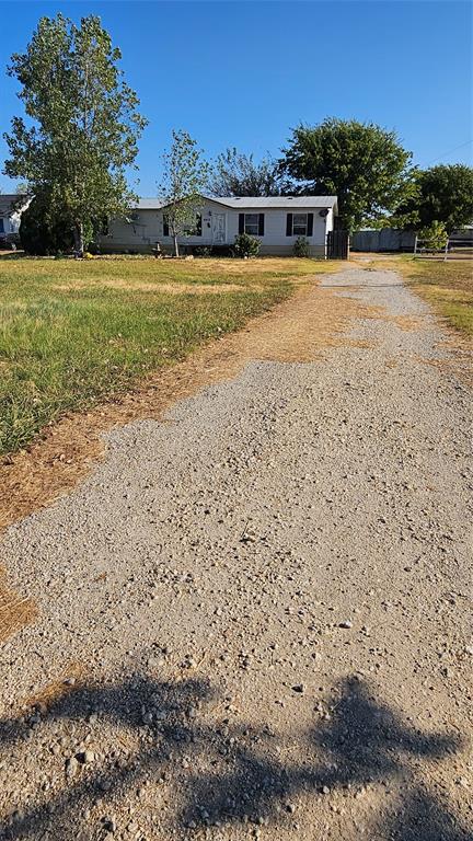 8913 Holly Road Property Photo 3
