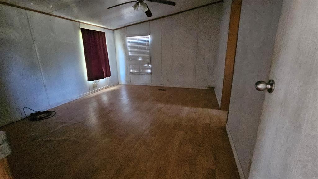 8913 Holly Road Property Photo 11