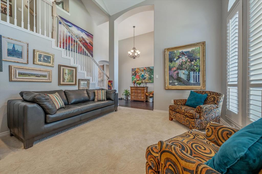 2644 Newcastle Drive Property Photo 4