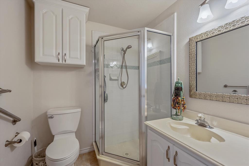 2644 Newcastle Drive Property Photo 20