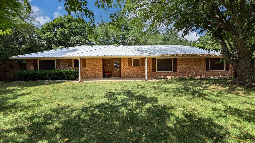 4270 Sir Lancelot Circle Property Photo 1