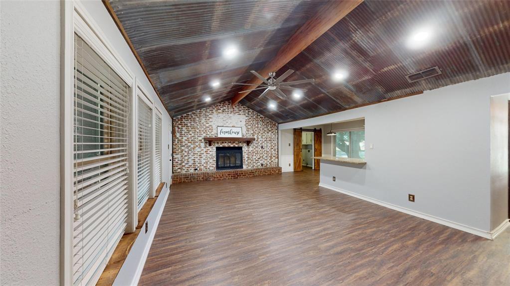 4270 Sir Lancelot Circle Property Photo 3