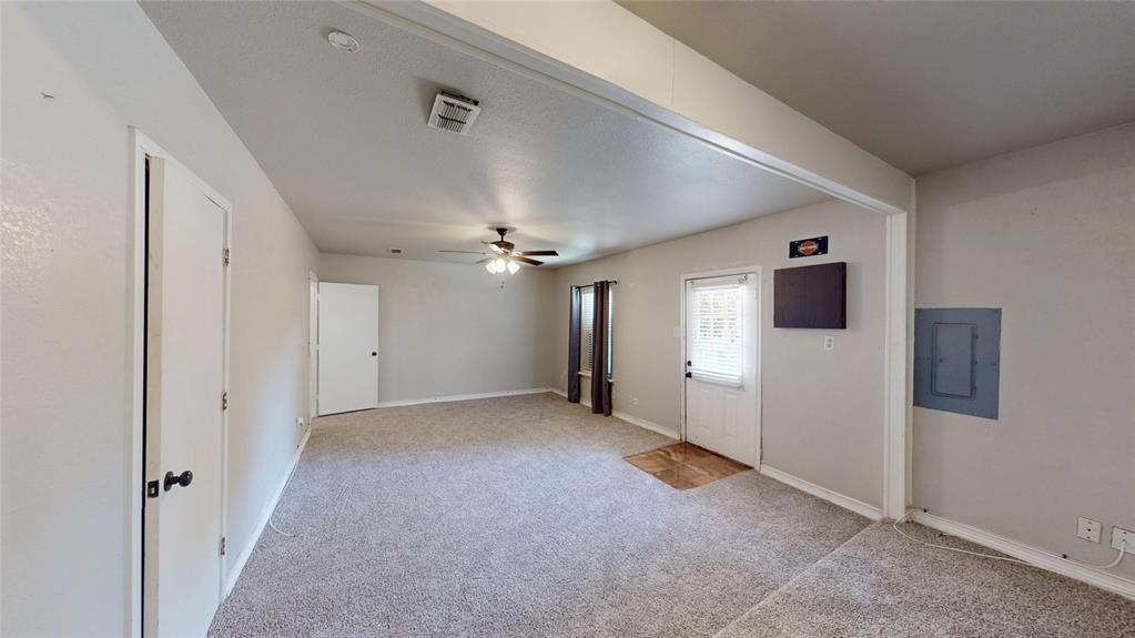 4270 Sir Lancelot Circle Property Photo 16