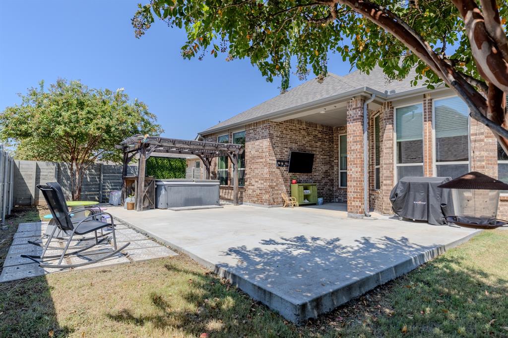 1801 Waxwing Trail Property Photo 27