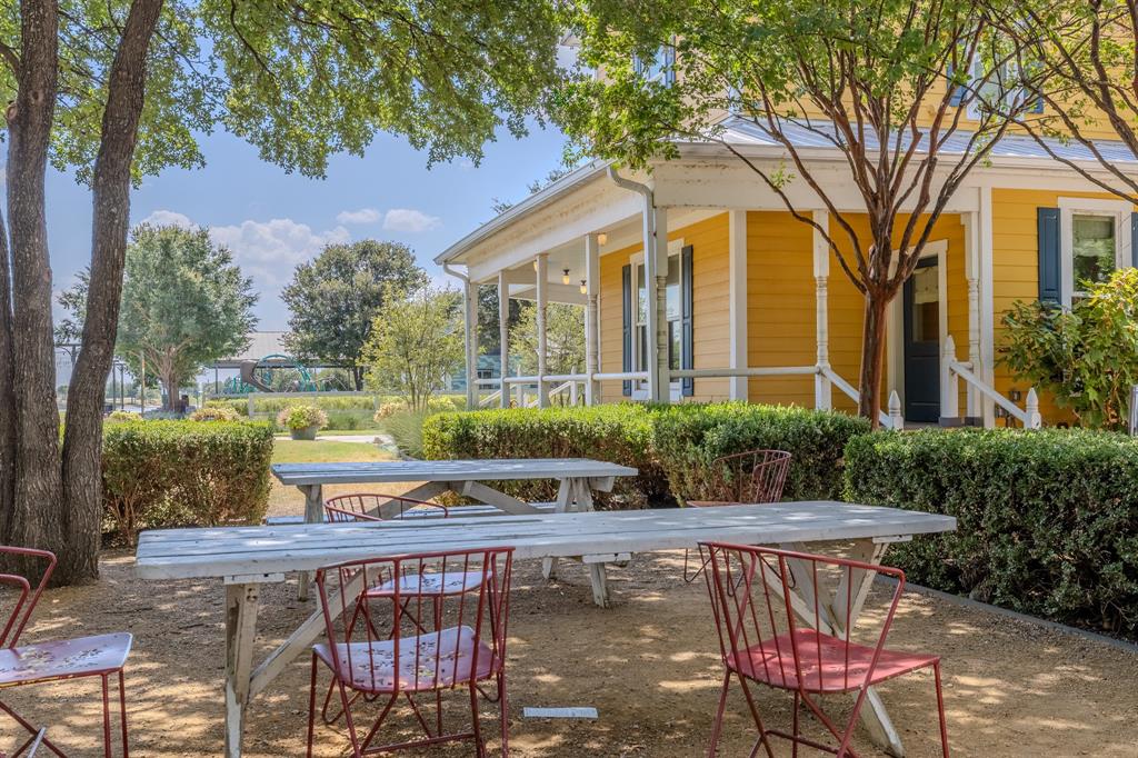 1801 Waxwing Trail Property Photo 33