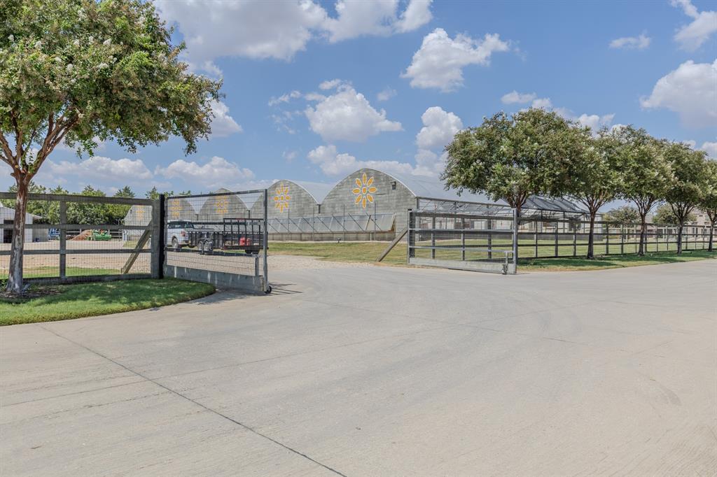 1801 Waxwing Trail Property Photo 35