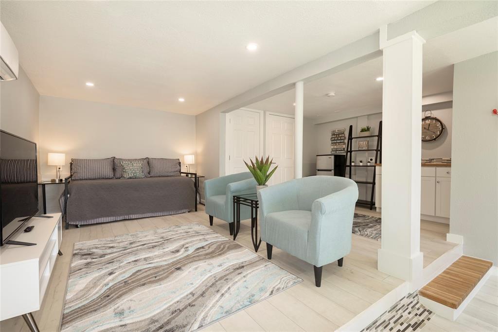 251 Queens Drive Property Photo 28