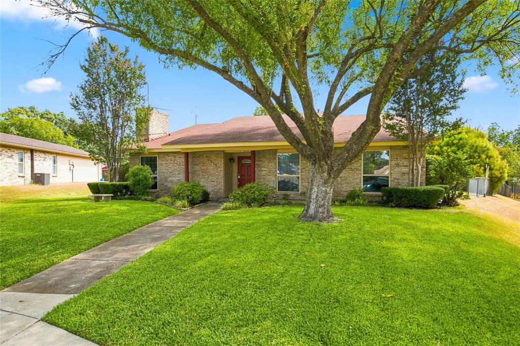 1519 Cardinal Circle Property Photo 1