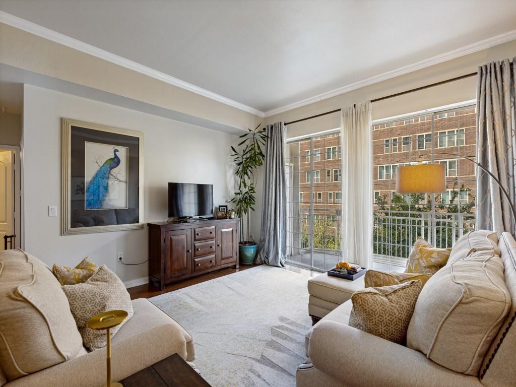 3225 Turtle Creek Boulevard 318 Property Photo 2