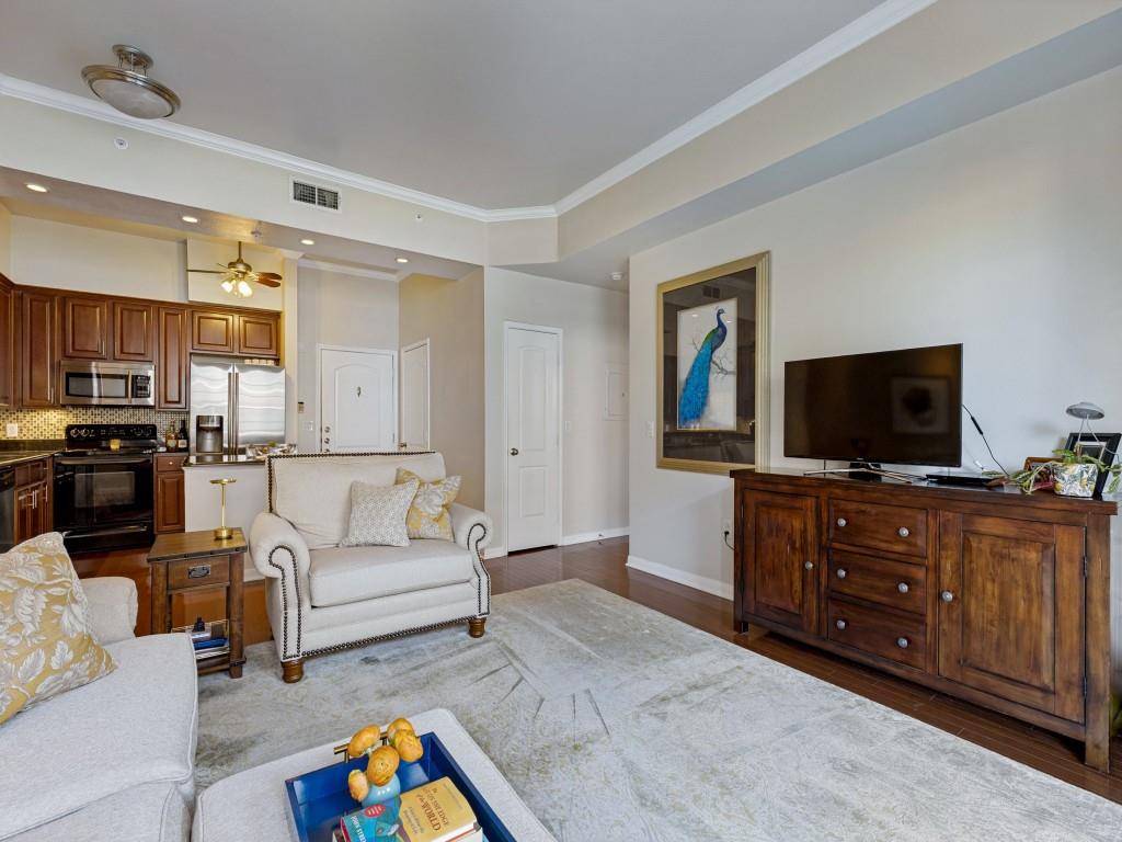 3225 Turtle Creek Boulevard 318 Property Photo 4
