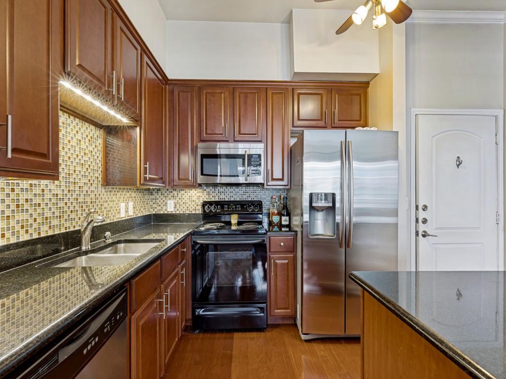 3225 Turtle Creek Boulevard 318 Property Photo 8