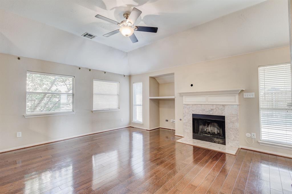 3200 Edgebrook Court Property Photo 4