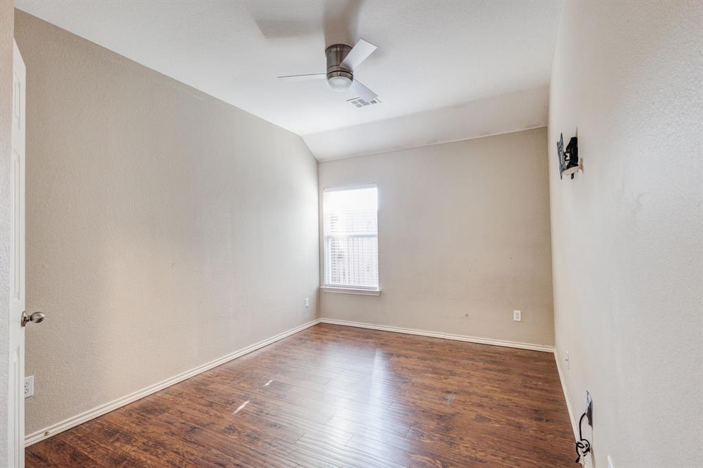 3200 Edgebrook Court Property Photo 11