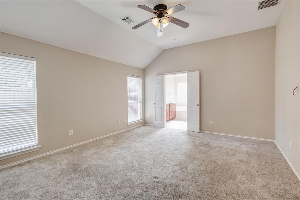 3200 Edgebrook Court Property Photo 16