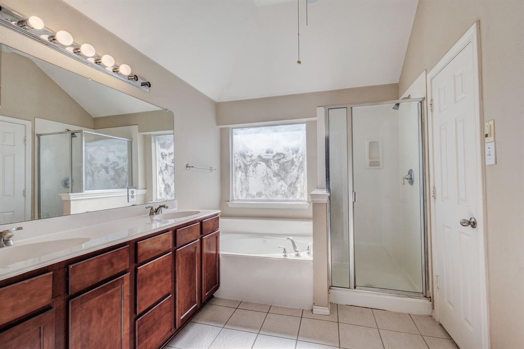3200 Edgebrook Court Property Photo 20