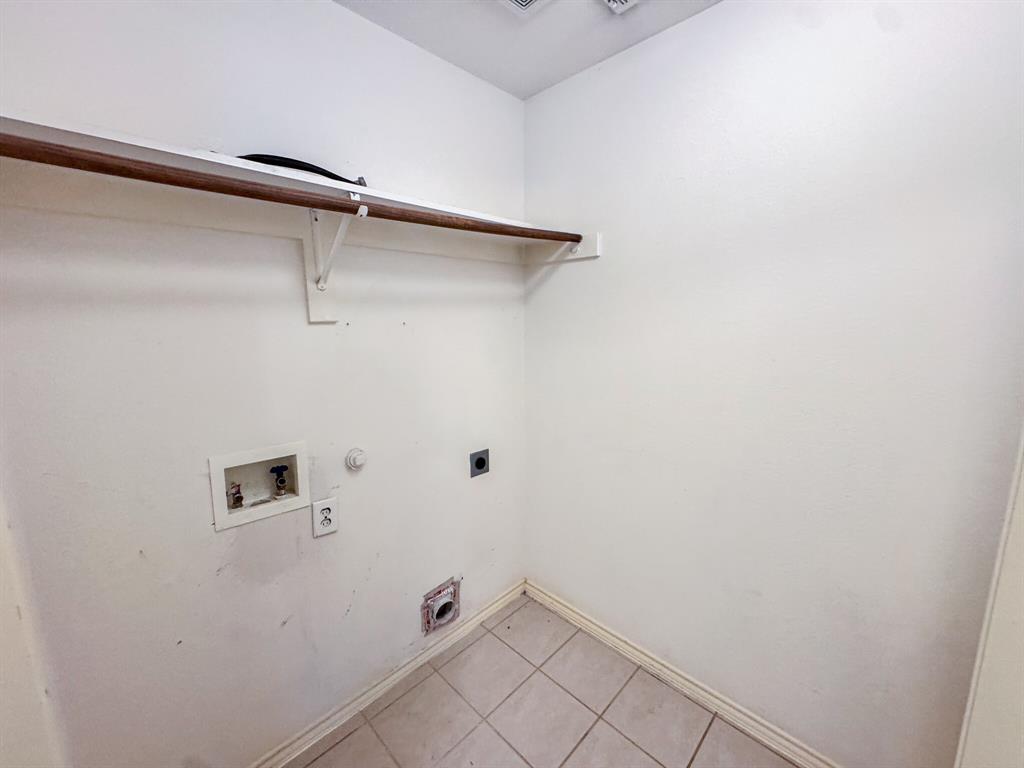 3200 Edgebrook Court Property Photo 22