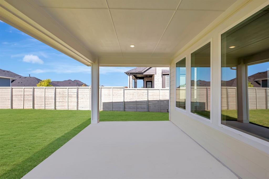 11737 Treehouse Trail Property Photo 3