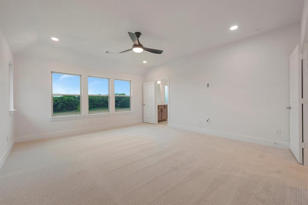 11621 Edgewood Drive Property Photo 20