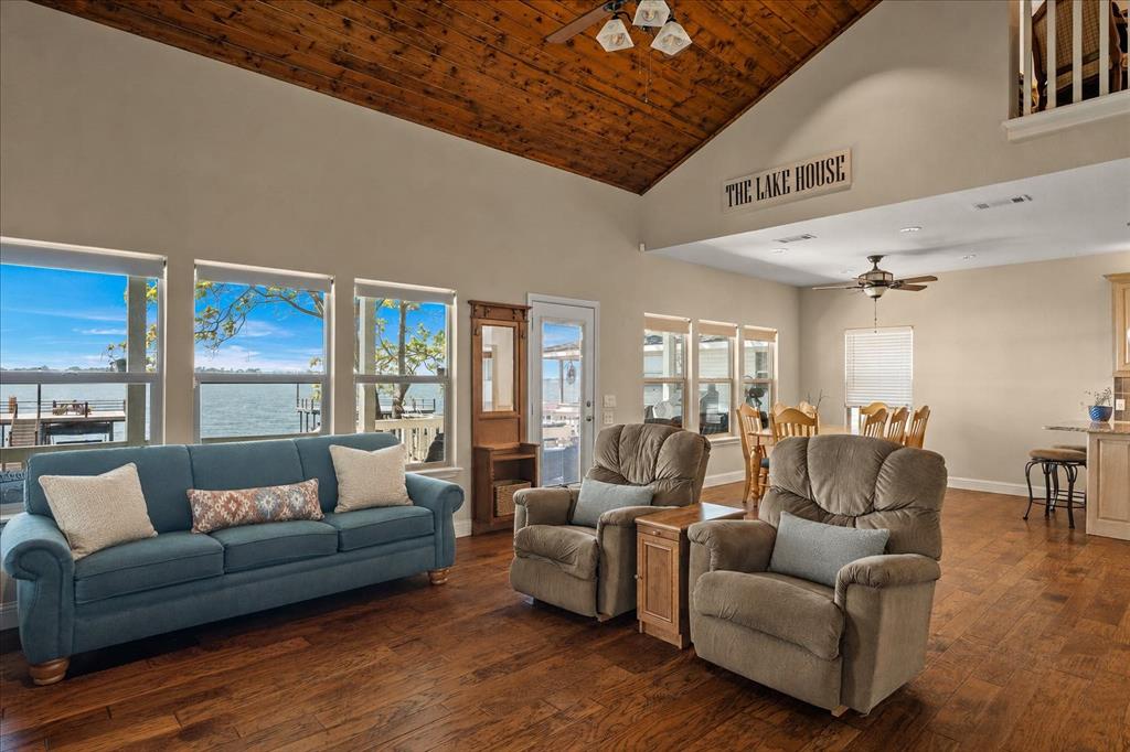 230 Palisade Loop Property Photo 7